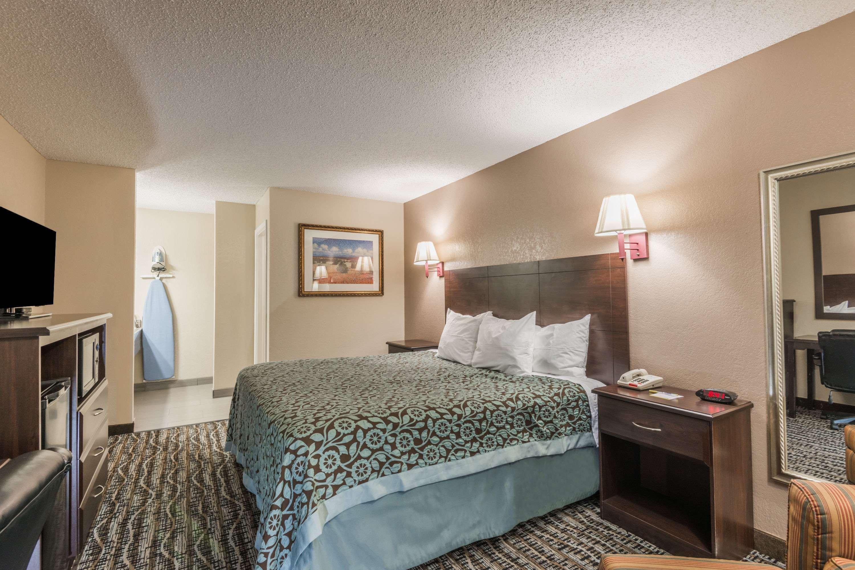 Days Inn By Wyndham San Marcos Exterior foto