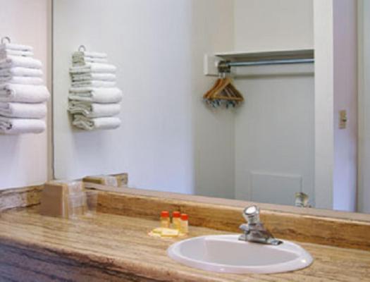Days Inn By Wyndham San Marcos Quarto foto